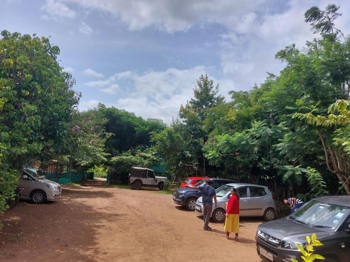Mist Valley Hotel Masinagudi Exterior photo