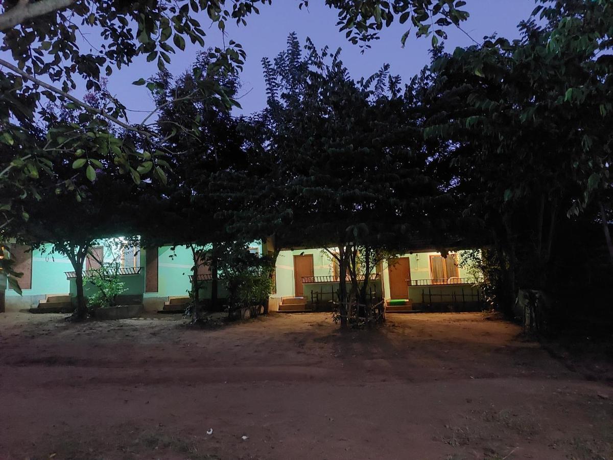 Mist Valley Hotel Masinagudi Exterior photo
